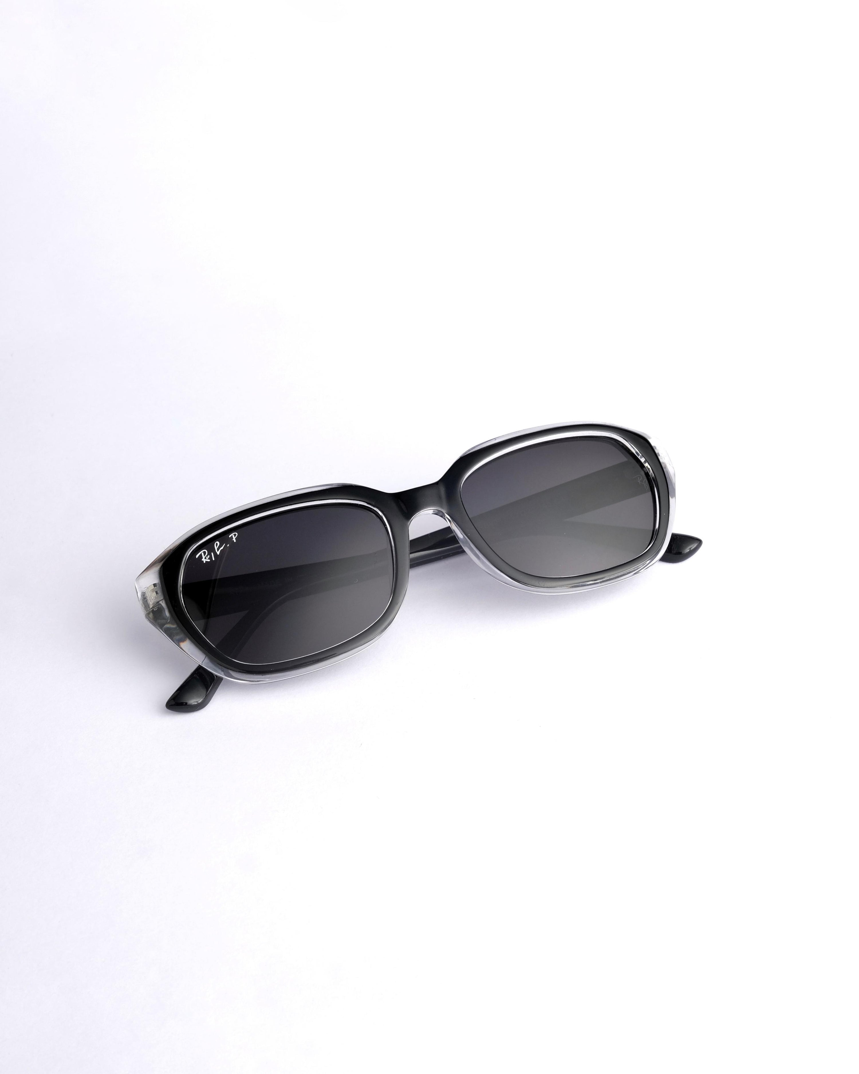 Branded dual black oval sunglass 667
